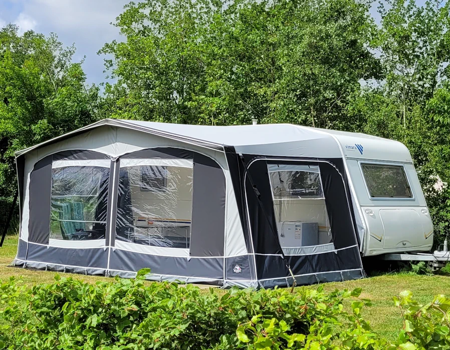 Boerdam huur-caravan